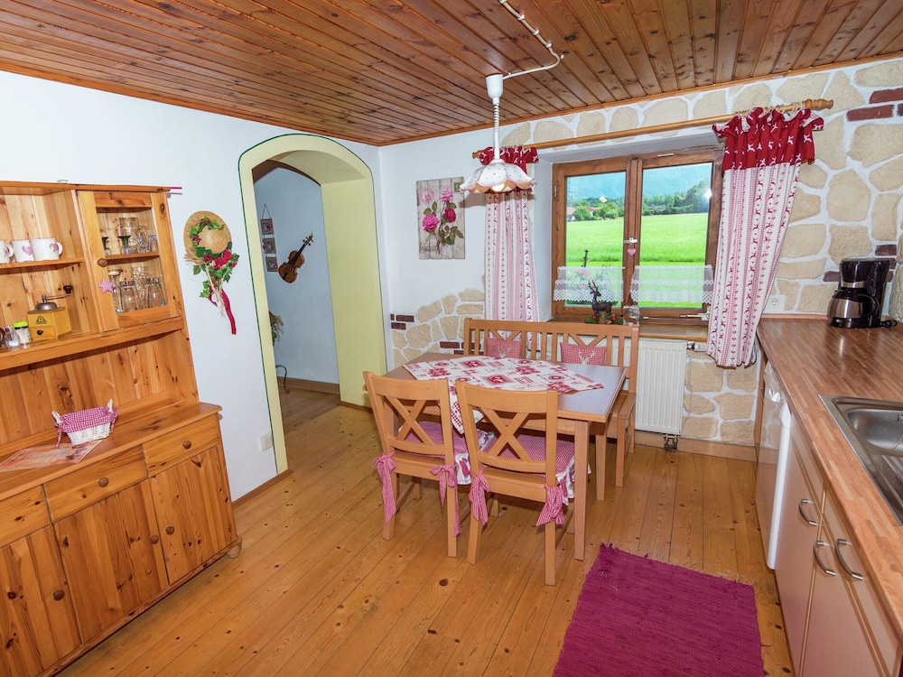 Alluring Holiday Home in Ubersee With Whirlpool