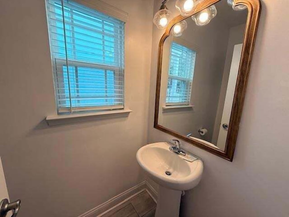 Sea Pearl 7 Bedroom Home