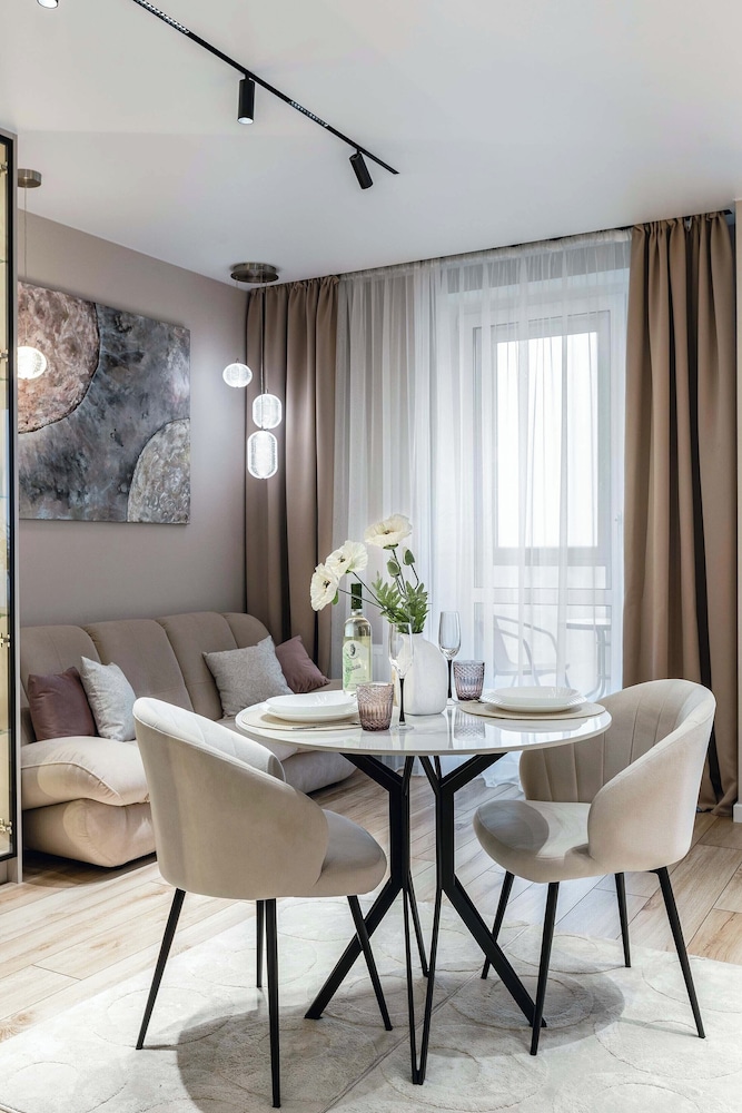 Bright apartment with balcony Minsk-Mir