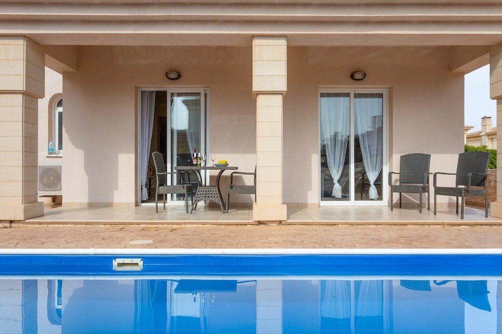 Villa Petra in Paralimni view 3