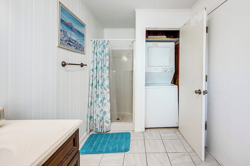 Oceanfront Home w/ Deck & Views in Surfside Beach!