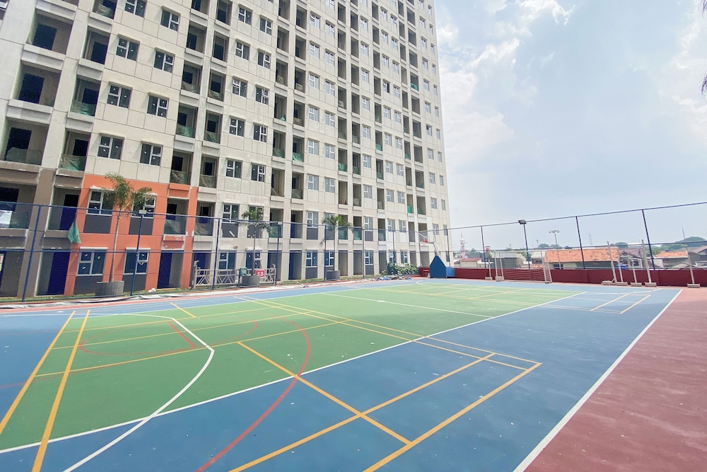 Good And Warm Studio Transpark Juanda Bekasi Timur Apartment