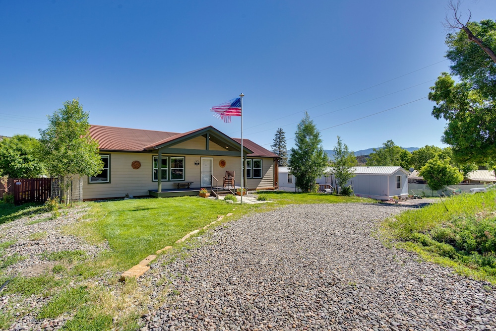 Spacious Home w/ Deck: 5 Mi to Ridgway State Park! view 5