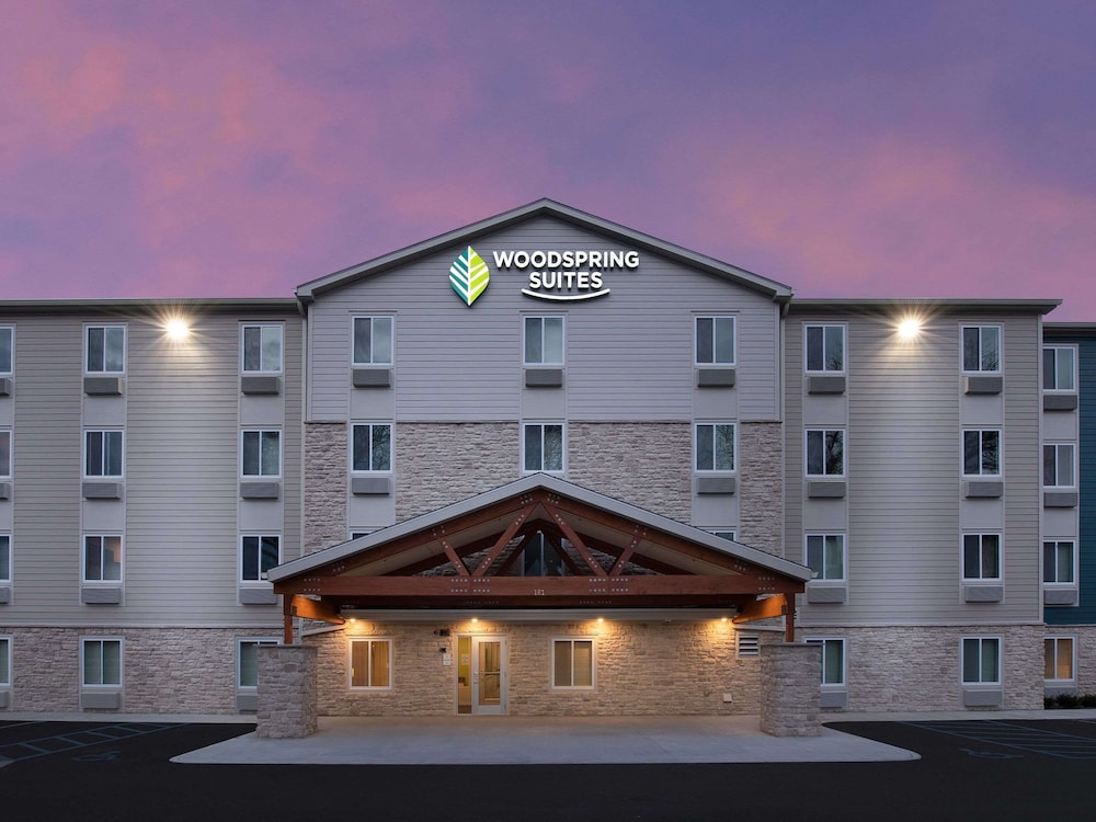 WoodSpring Suites Williston