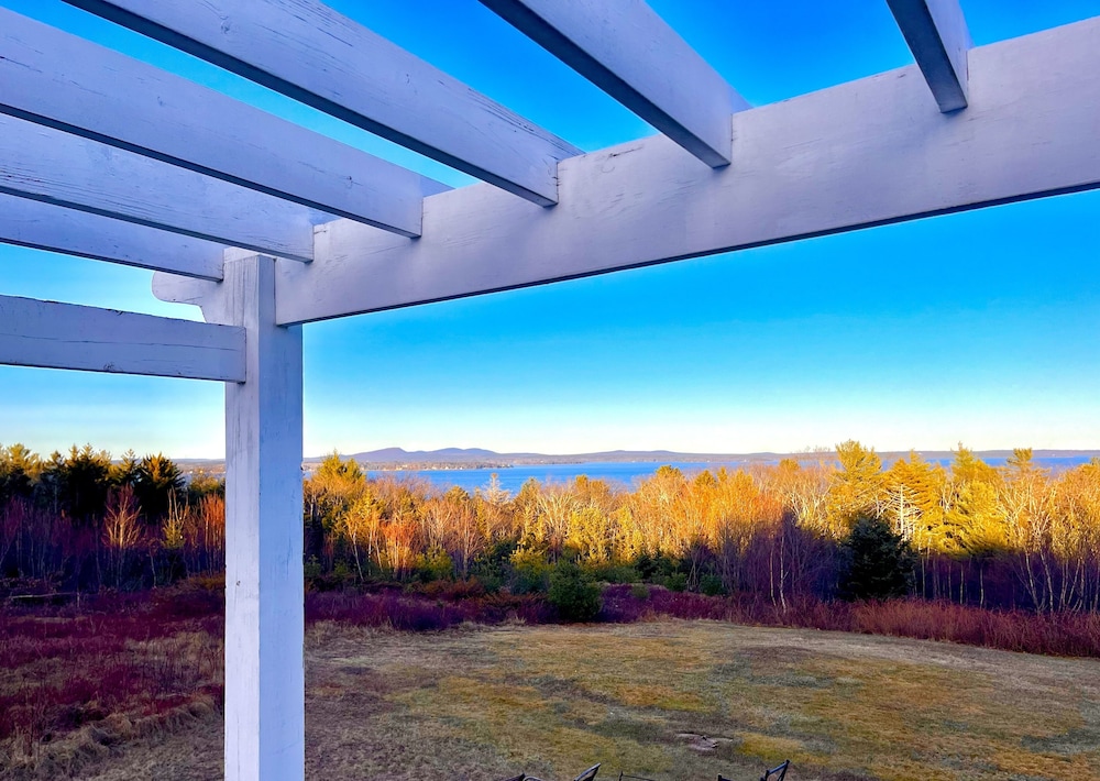 Hotel Acadia Ocean View Hotel - Image 1