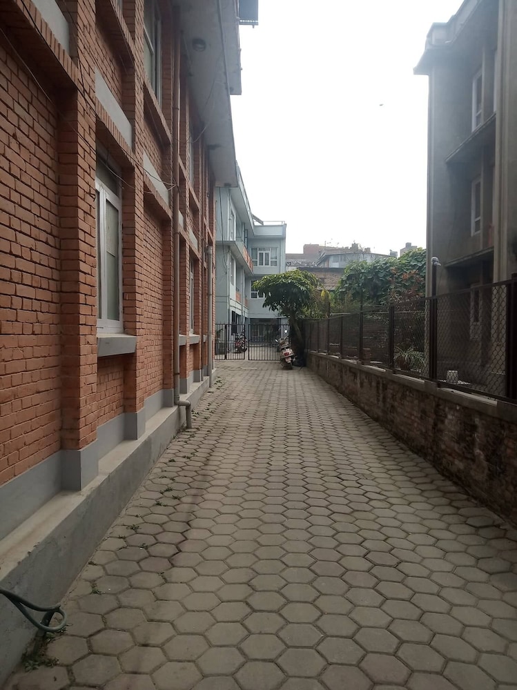 Photo 18