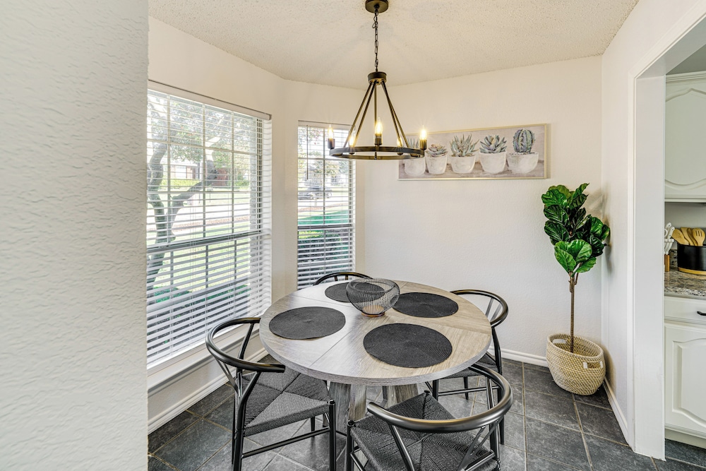 1/2 Mi to Frisco Commons! Family Getaway w/ Patio