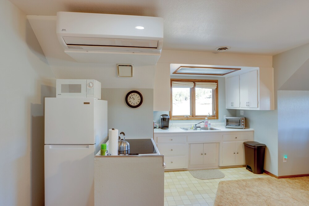 Mtn View: Cozy Couple's Retreat in Bayfield!