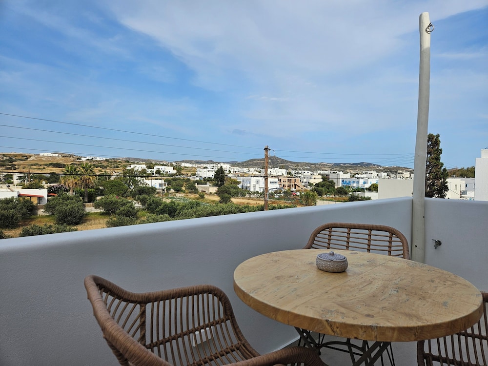 Aristotle Suites