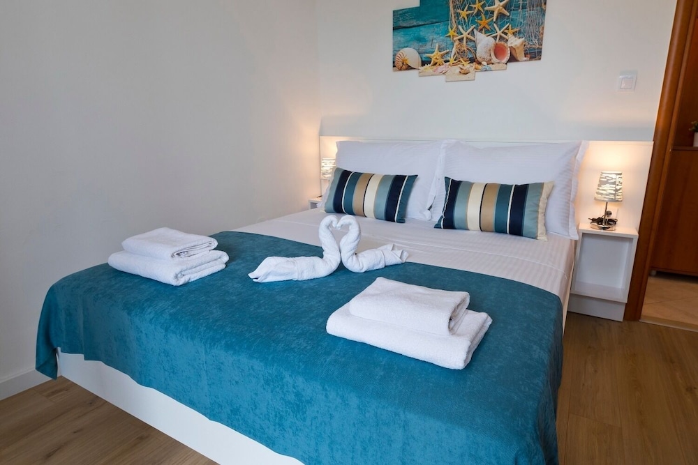 Ina2 - Modern and Cosy - A2