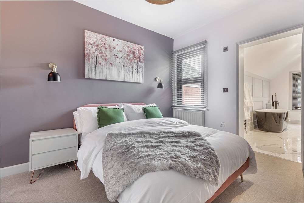 Host Stay Barton Road Retreat