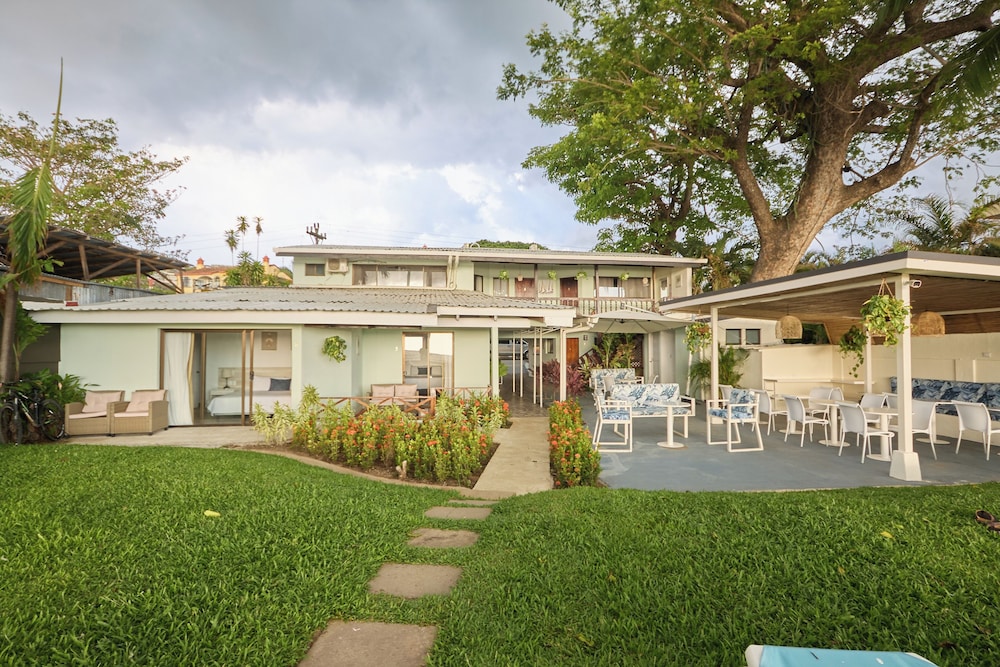 Hotel Perla de la Playa - Image 1