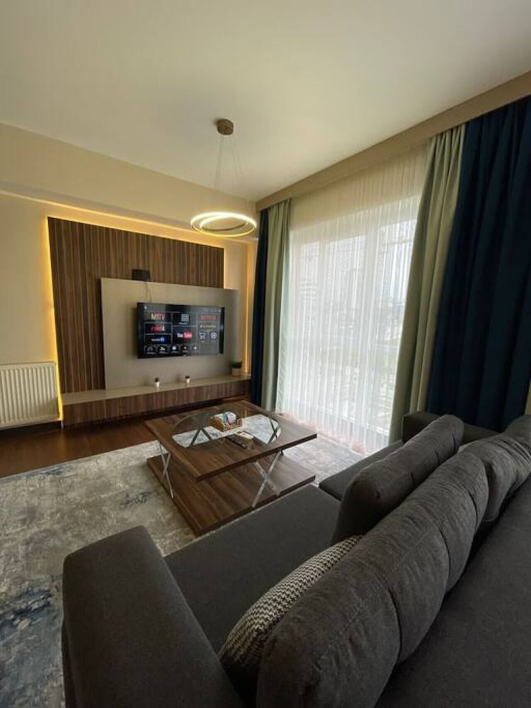 Spectacular 2 1 Apartment in Prime Suites Hotel