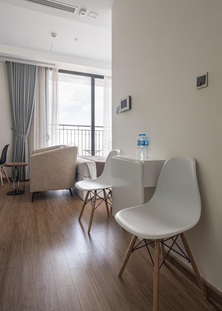 HMH - Vinhomes GreenBay Apartment