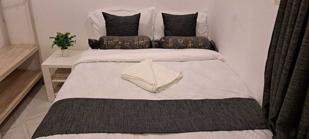 Lux Suites Wild Wood Cottages Naivasha