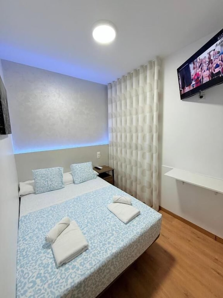 HOSTAL QUINTA SANTILLAN