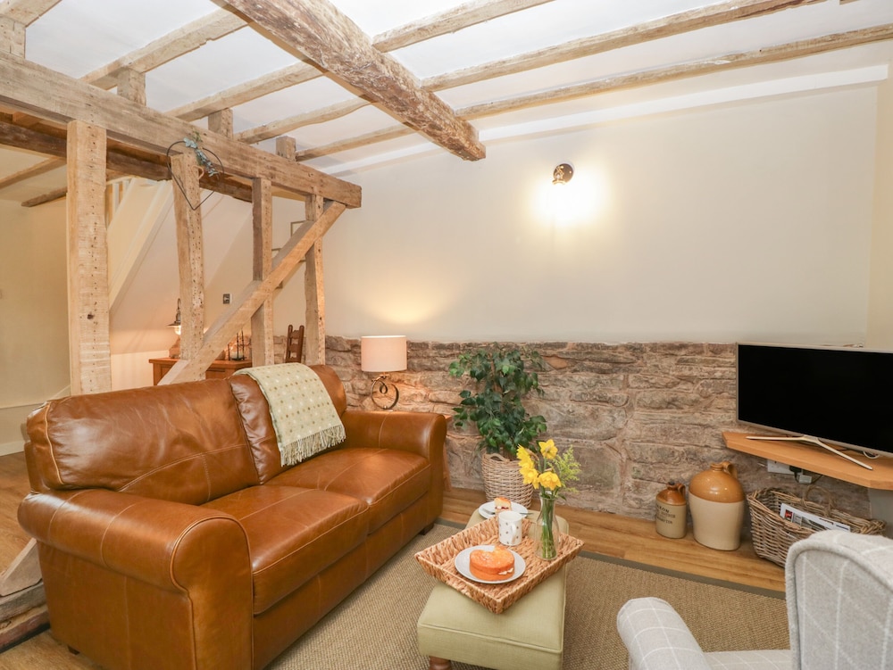 Pool Cottage