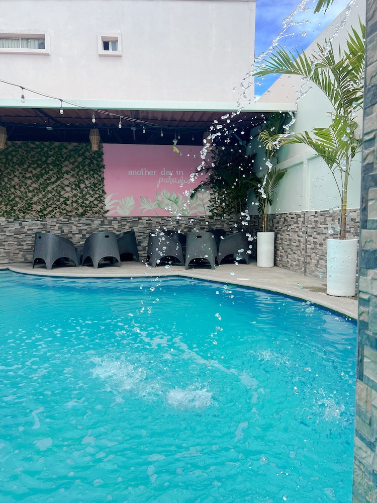 Hotel Xolotlán - Hostel - Image 1