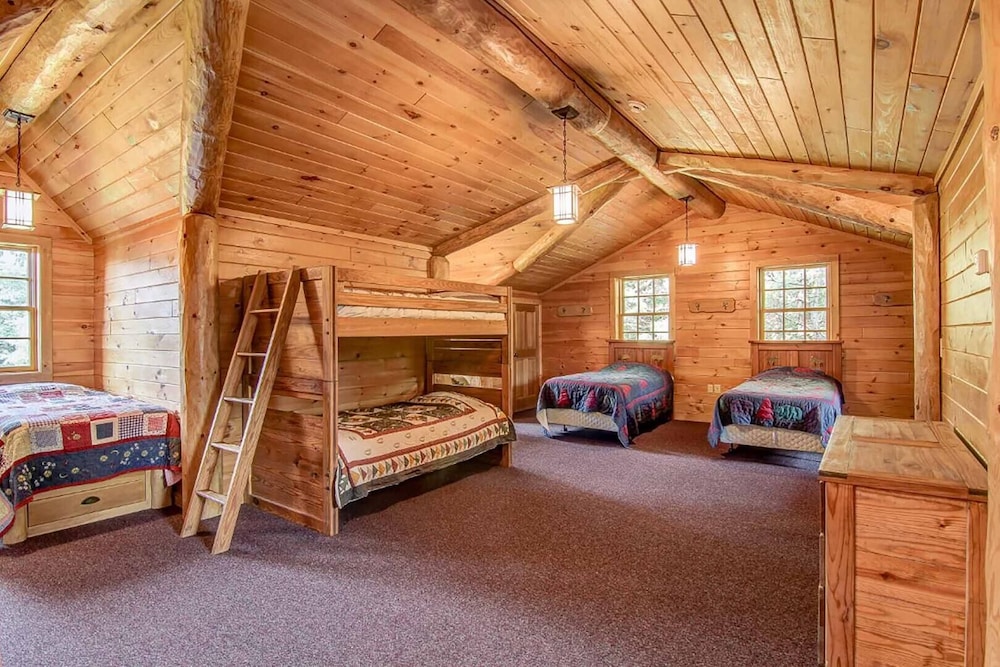 Chippewa View Lodge view 2