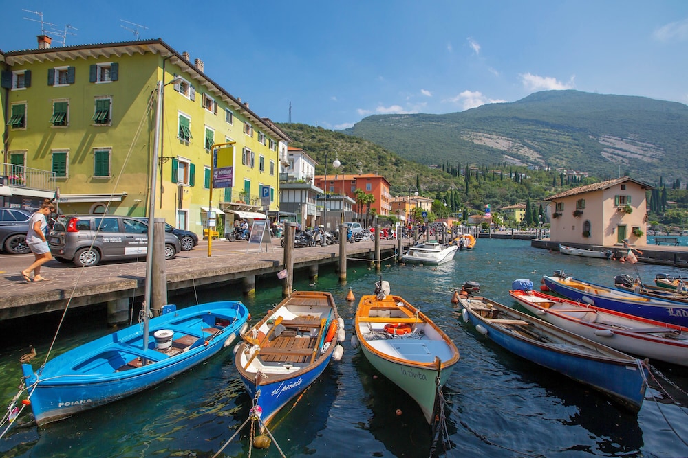 Residenza Al Lago