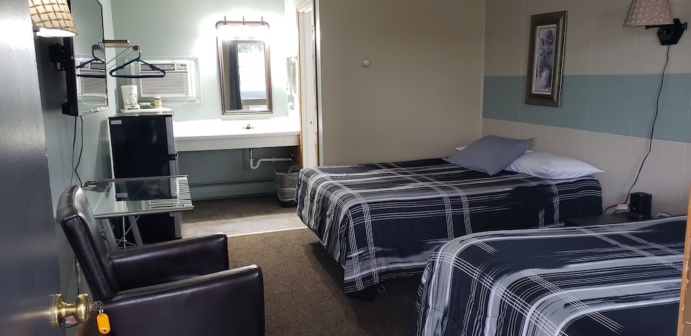 Viking Inn view 2