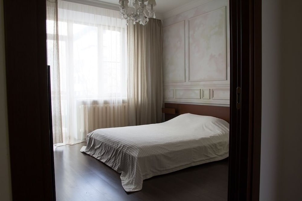 Apartment Etazhydaily Lenina