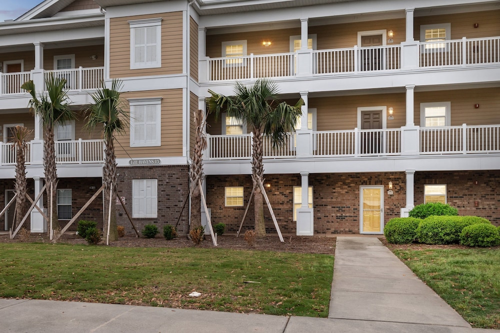 Havens On The Nine 2 Bedroom Condo