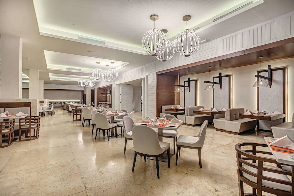 Jamaica Vacations - Royalton Blue Waters Montego Bay, An Autograph Collection All Inclusive Resort - Property Image 126