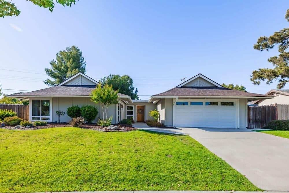 @ Marbella Lane - Cozy Modern Home w/ Relaxing Design & Pool