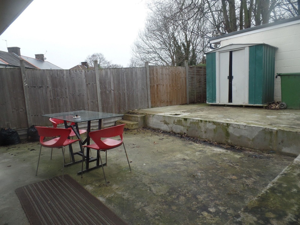 outdoor bbq area