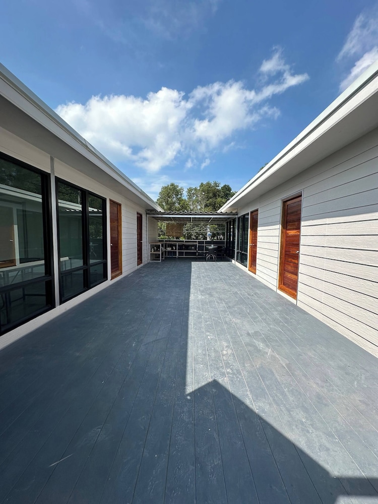 #3 - 2BR Villa 1000mbps