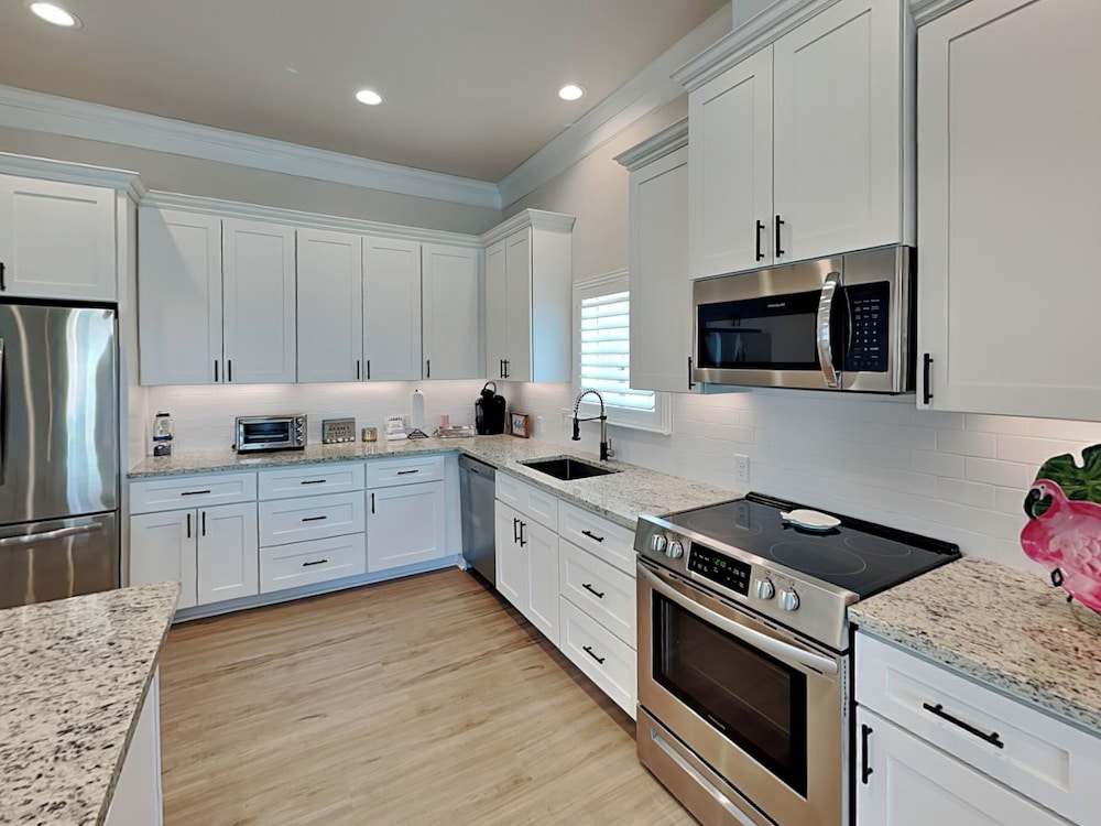 Coastal Zest by Silver Sands Vacation Rentals