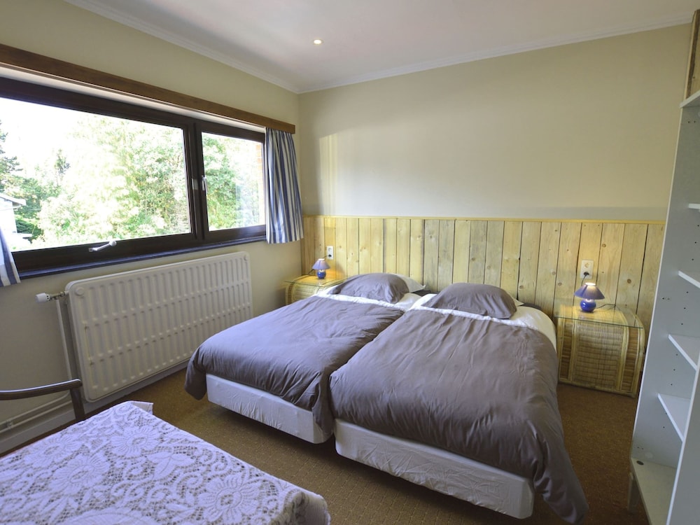 Superb House for Family Group with Swimming Pool, Sauna, Hot Tub, Billiards view 2