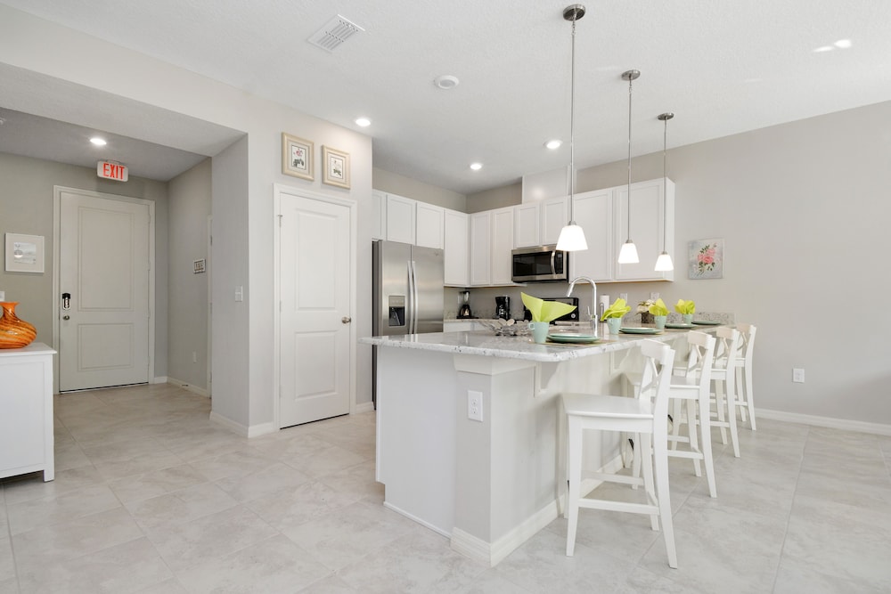 Four Bedrooms TownHome Close to Disney 5162A