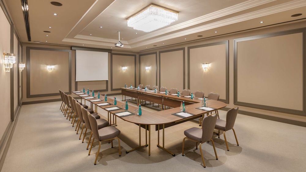 InterContinental Istanbul by IHG - Image 26