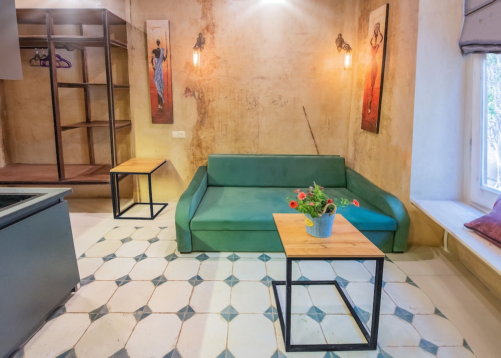 H&B apartments Lado Asatiani view 3