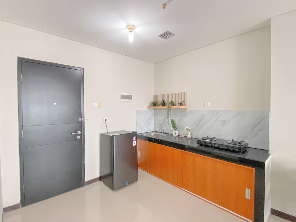 Minimalistic Designed 2Br Nifarro Park Apartment