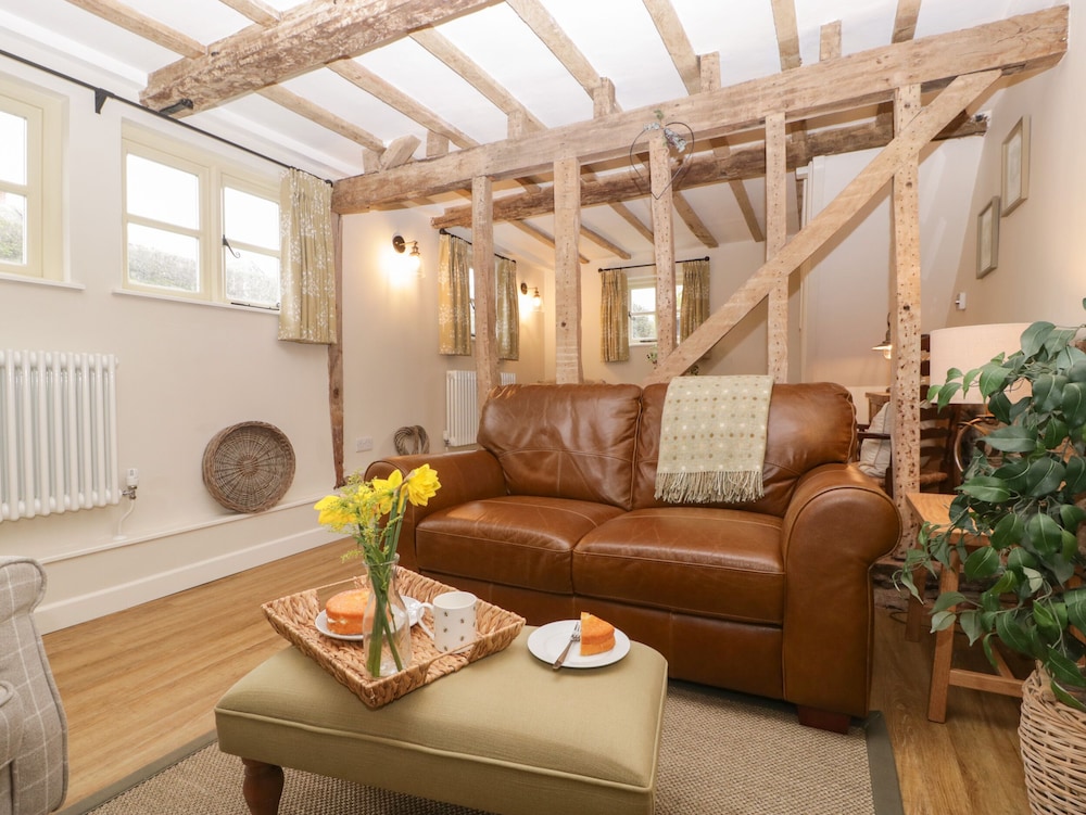Pool Cottage