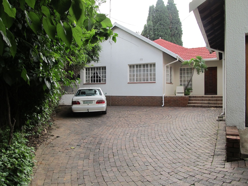 Maru's Bed And Breakfast