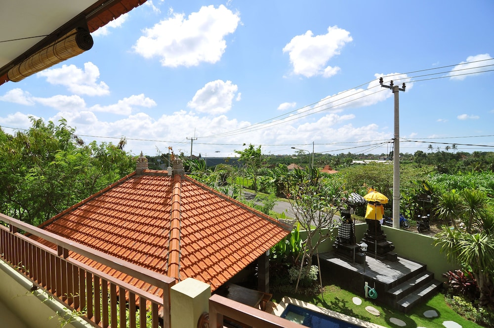 Cempaka Mas Guesthouse