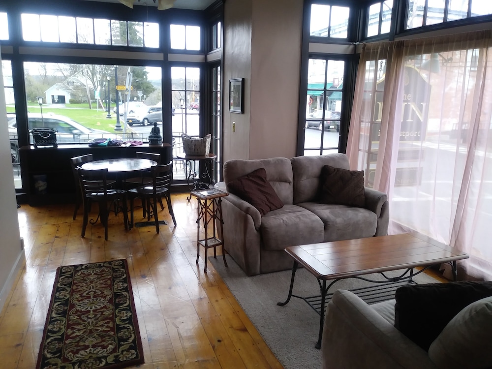 The Inn in Westport