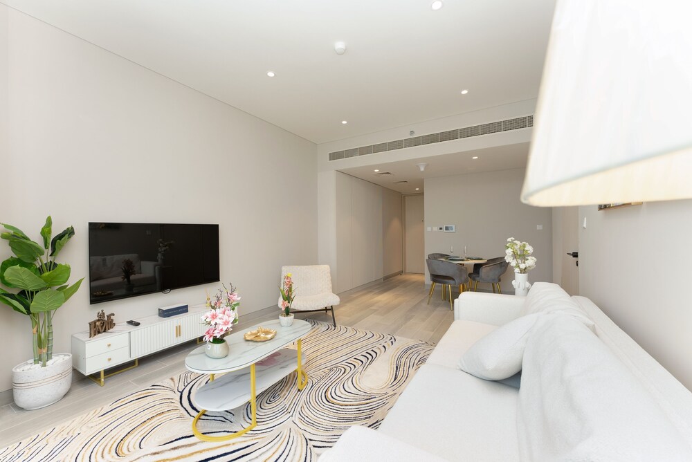 Marvelous Apartments in Business Bay