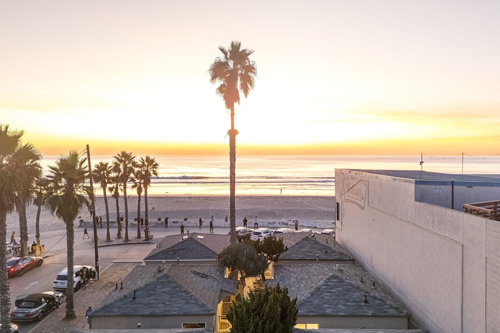 Ocean Blvd Apt 6 by Avantstay On Pacific Beach