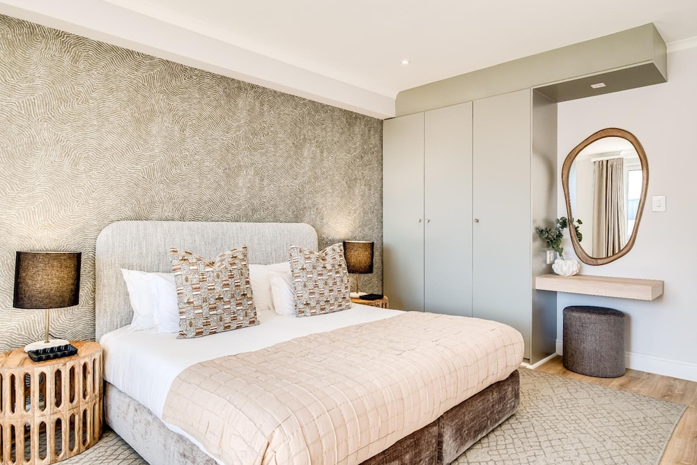Sea View 3bed Camps Bay Apt Sapphire Tide Pad