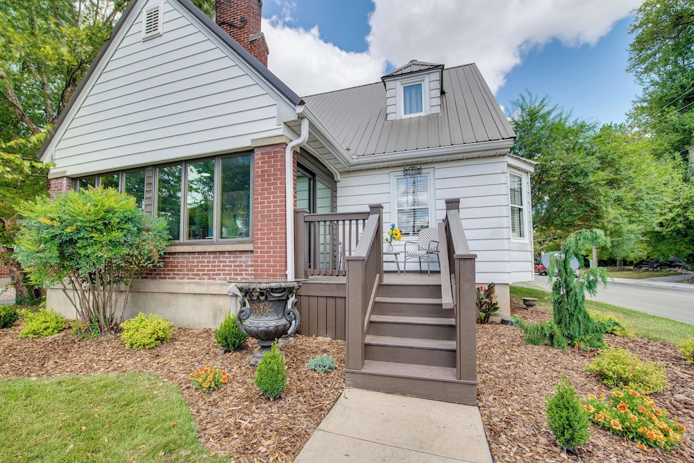 Bourbon Trail Fun: Dtwn Lebanon Home w/ Game Room