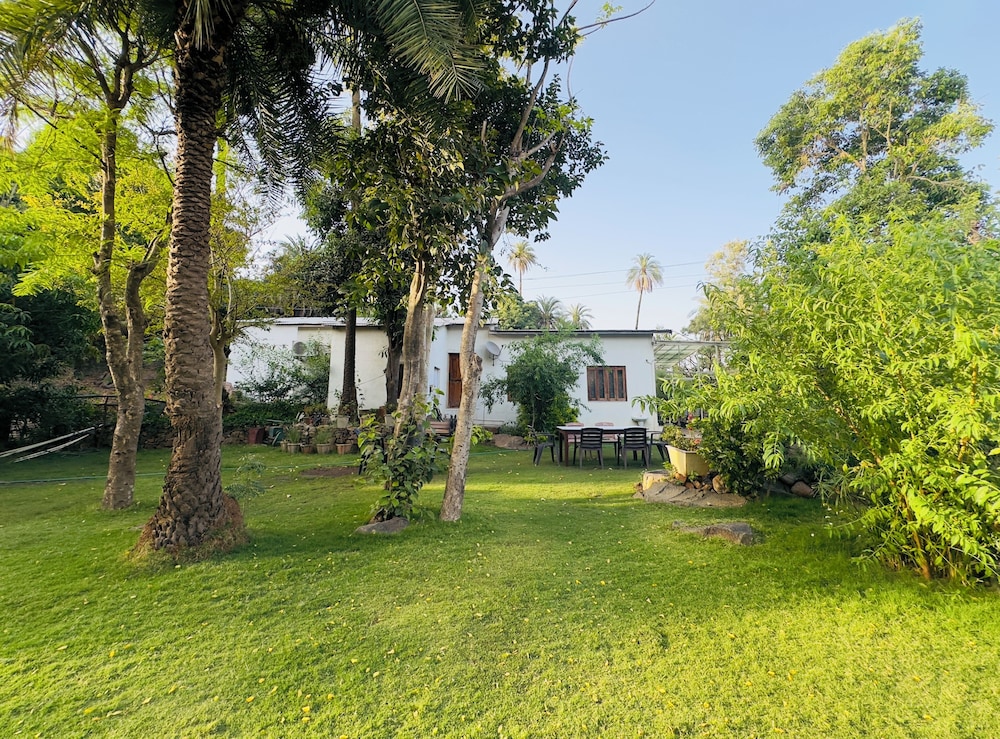 Dharmatma Farmhouse and villa