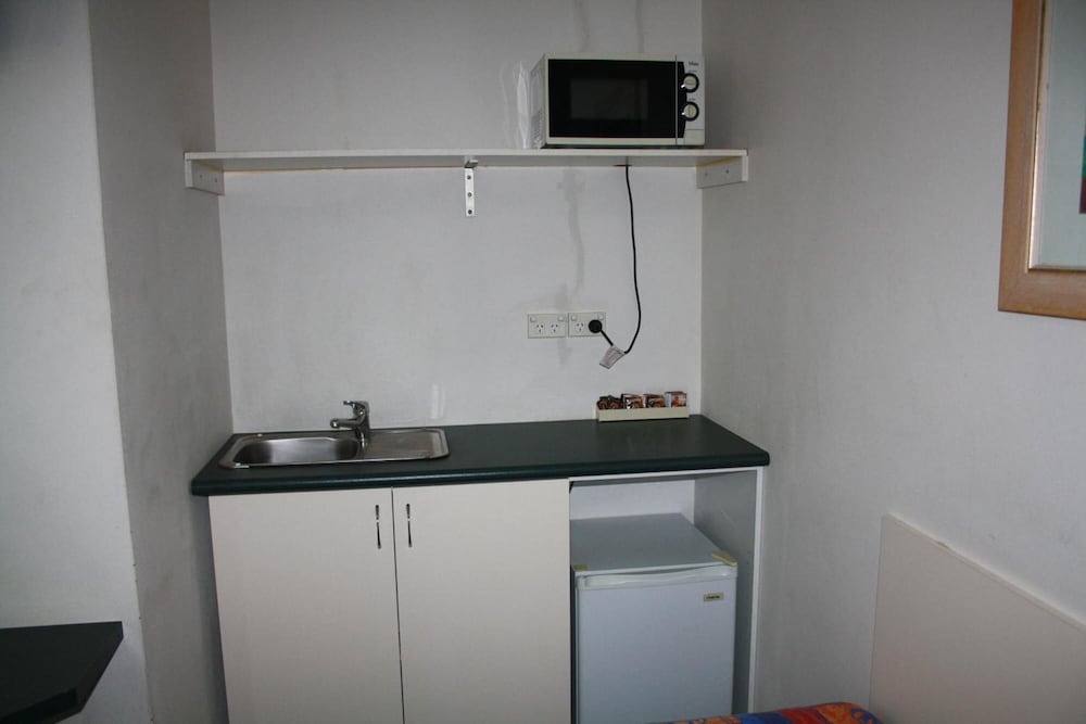 Linwood Lodge Motel