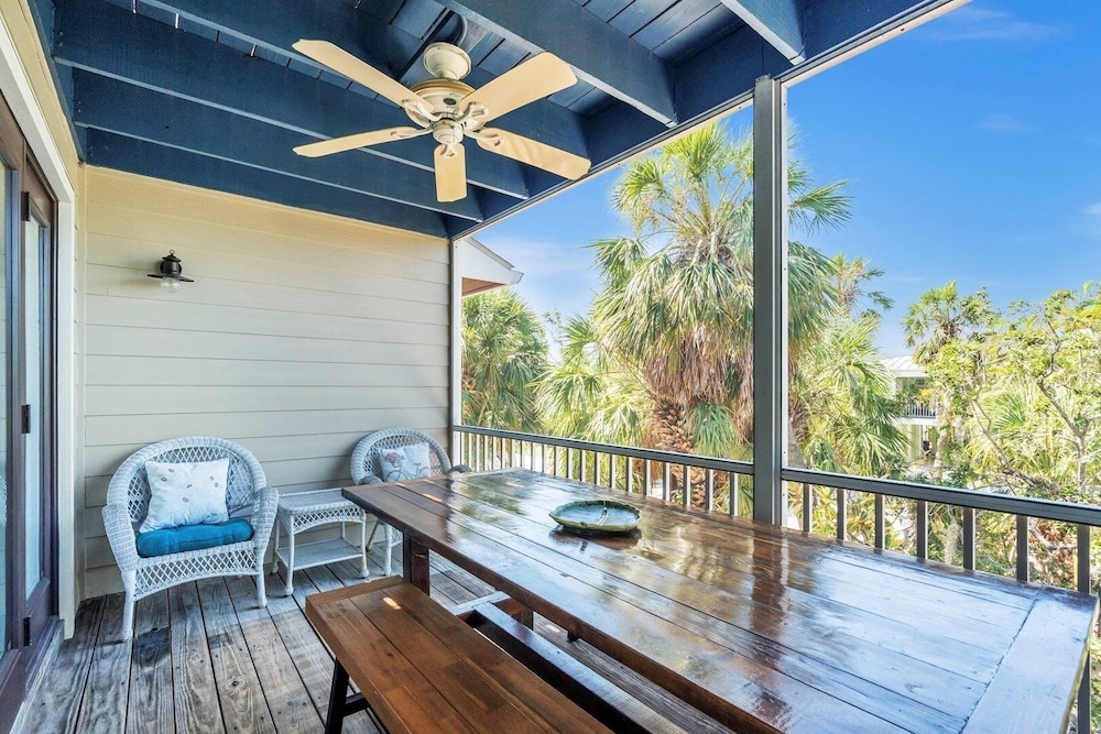 Hammock In The Sun 3 Bedroom Home