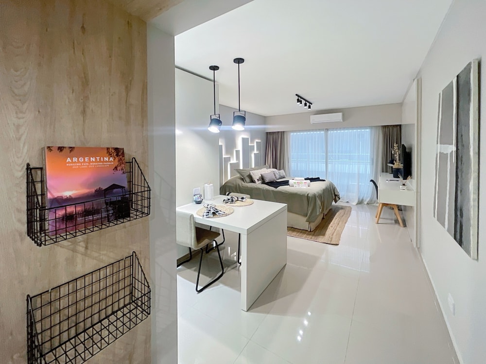 Ayres Suites Moreno