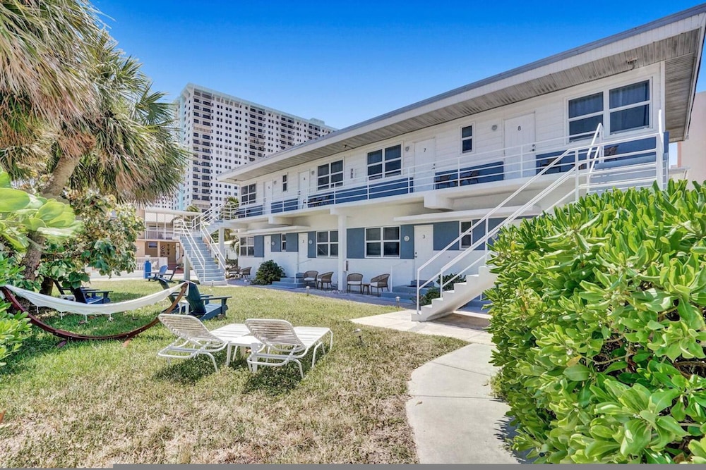 Marine Villas 3 in Hollywood